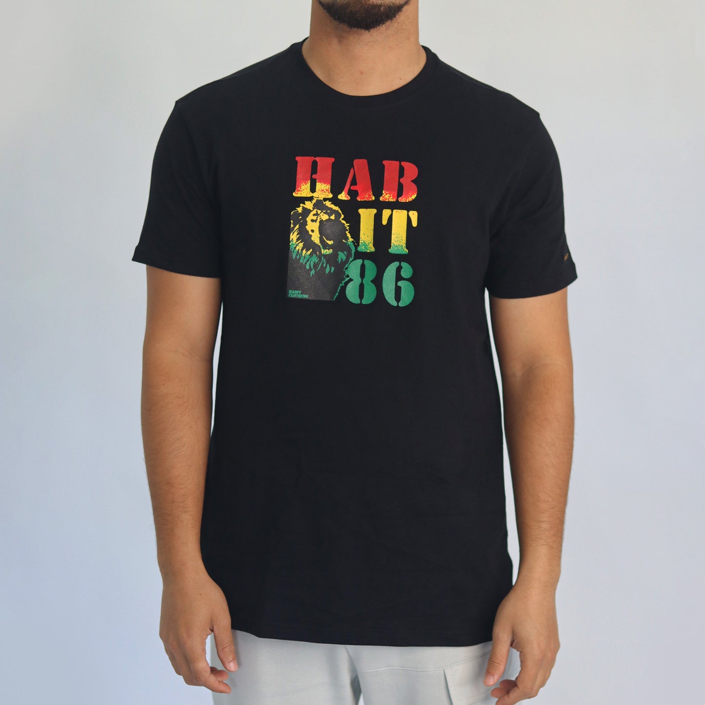 Men T-shirt black