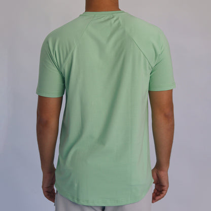 Men T-shirt raglan green