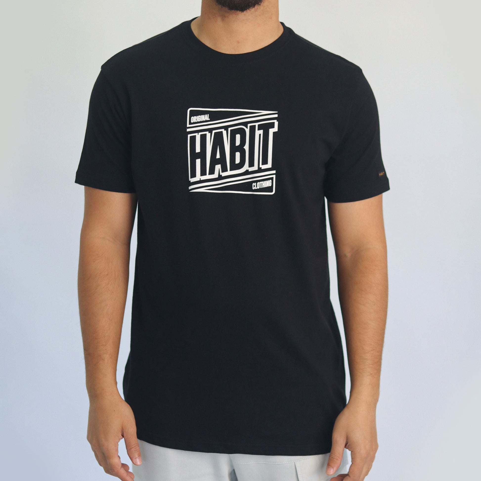 Men T-shirt black