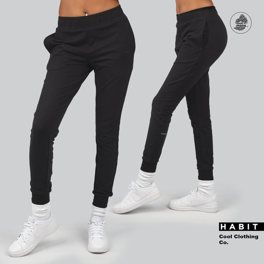 women jogging pants black