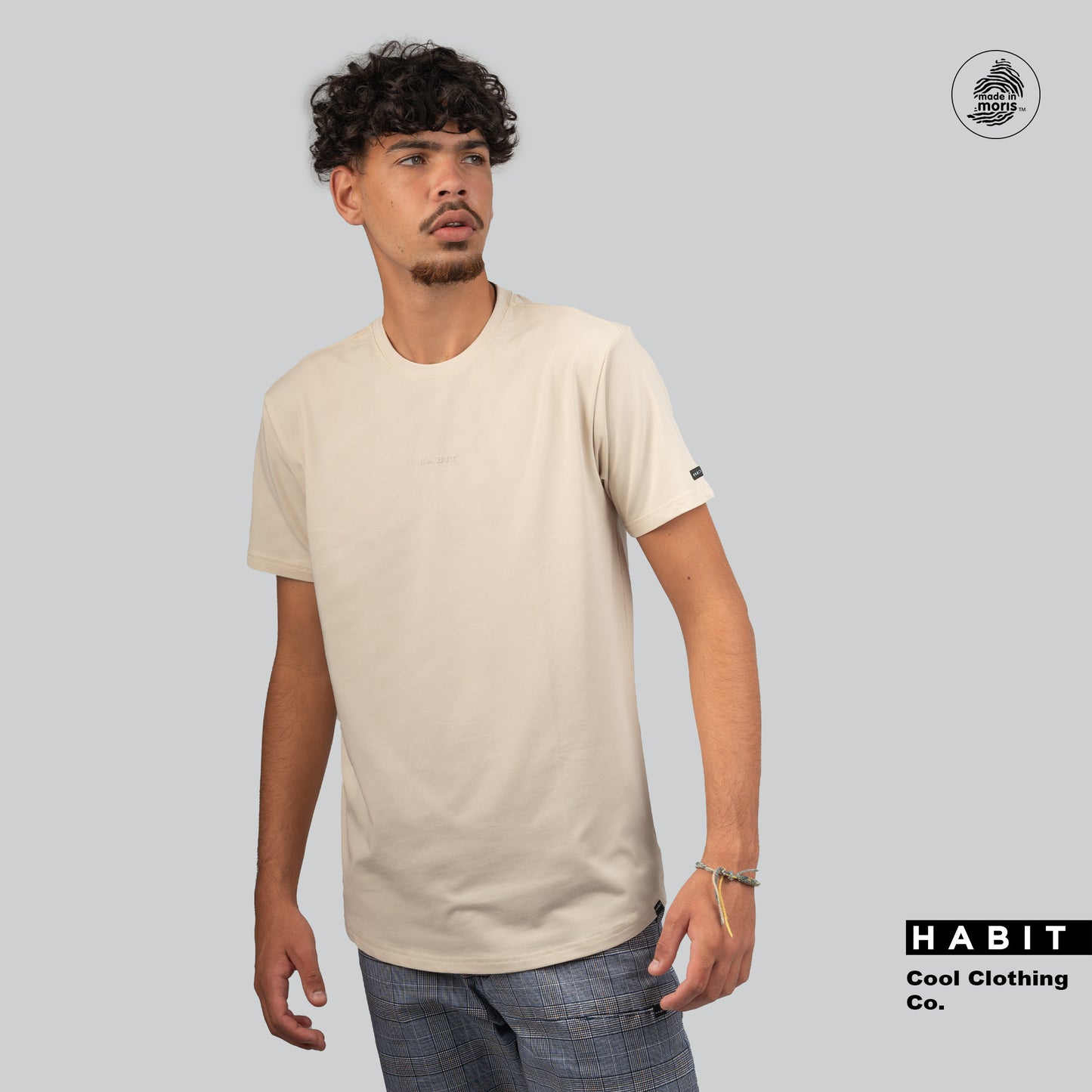 men tshirt beige