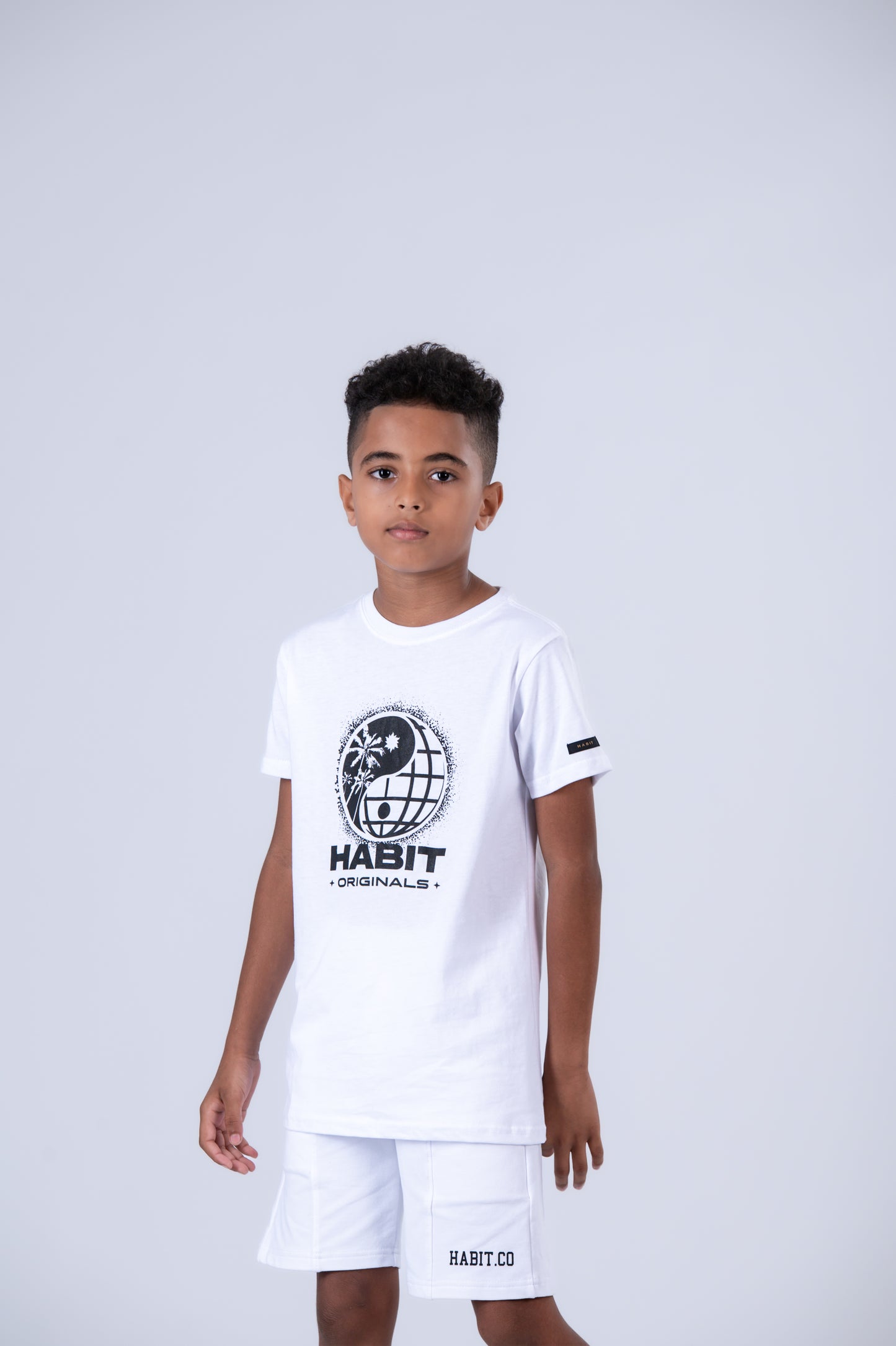 Tropical Ying Yang Basic T-Shirt