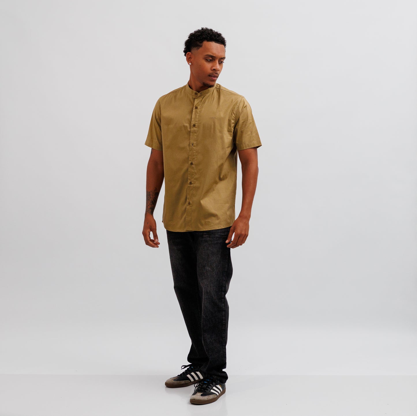 Wing Mao Short Sleeve Shirt